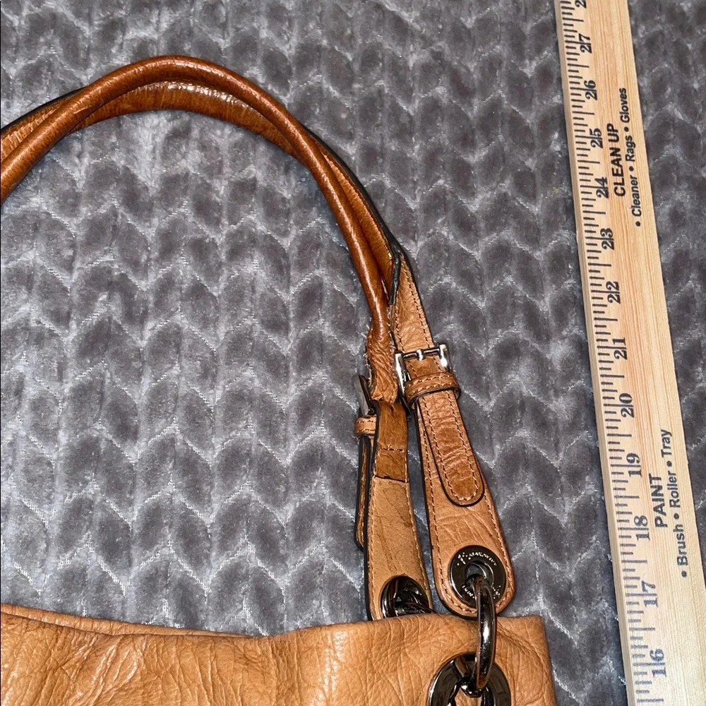 B. Makowsky hobo/shoulder bag. Tan/Cognac leather w a crocodile-embossed texture